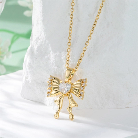 Collana Con Pendente A Fiocco E Cuore Acciaio Inossidabile Zircone Rhinestone Placcato Oro Catena Clavicola Gioielli Eleganti