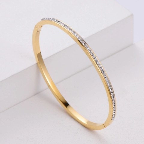 Bracciale Rigido In Acciaio Inossidabile Per Donna Singola Fila Di Zirconi Minimalista Elegante Fibbia A Cerniera Placcato Oro 18K