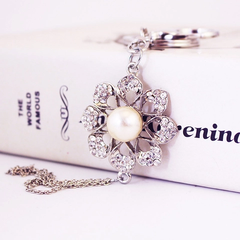Silver Zinc Alloy Flower Keychain With Artificial Pearl And Rhinestones Elegant Tassel Key Ring Bag Charm For Women