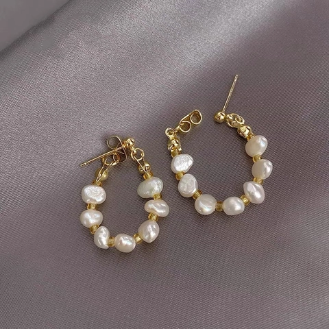 Boucles D'oreilles En Süßwasserperles D'eau Douce Naturelles Cuivre Plaqué Or Avec Tige En Argent Style Élégant Minimaliste Bijoux Femme