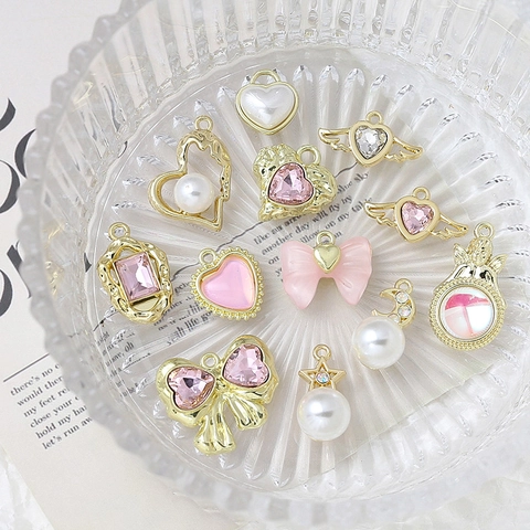 Dijes Colgantes DIY Aleación Con Perla Artificial Imitación Circonita Corazón Lazo Estilo Sweet Cool Para Joyería