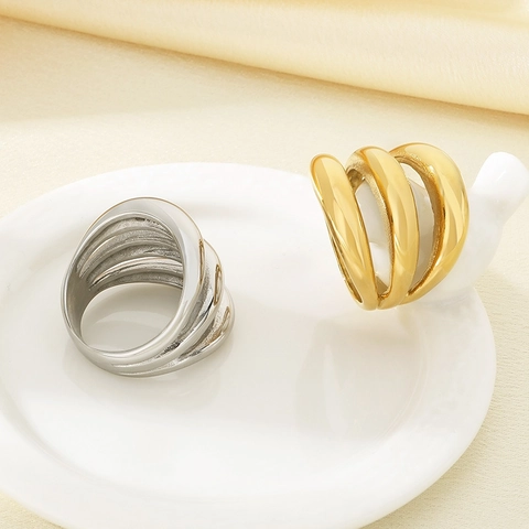 Ring Aus Edelstahl 18K Vergoldet Dreilagig Gewellt Minimalistisch Hip Hop Breit Für Frauen