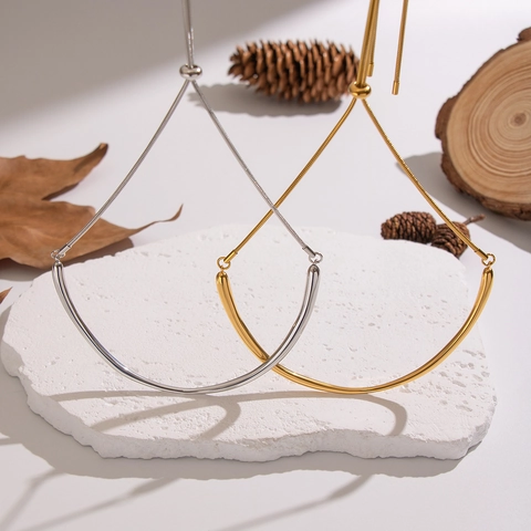 Collana Arco Geometrico Minimalista Acciaio Inossidabile Oro 18K Catena Serpiente Regolabile Gioielli Impermeabili