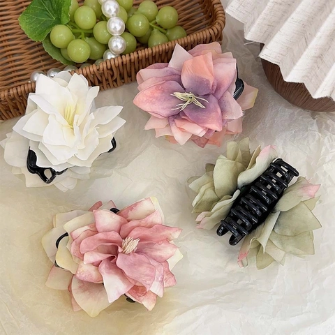 Elegant Artificial Flower Hair Claw Duckbill Clip Satin Cloth Gradient Floral Hairpins French Style Wedding Hair Accessories