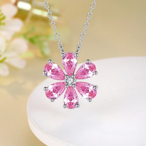 925 Sterling Silver Cubic Zirconia Flower Necklace For Women Elegant Sweet Light Luxury Six Petal Floral Choker Jewelry