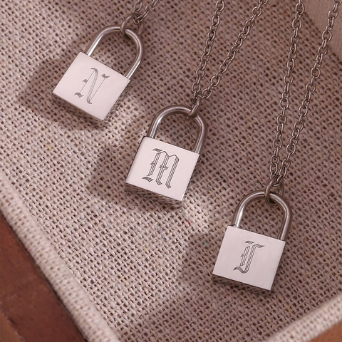 Collier en Acier Inoxydable Avec Pendentif Cadenas à Initiale Gothique Couleur Argent Bijoux de Mode Pour Femmes Cadeau