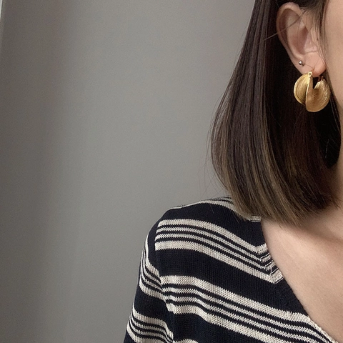 Pendientes Vintage De Latón Chapado En Oro Geométricos Irregulares Abanico Texturizado Multicapa Plisado Para Mujeres Con Poste De Plata