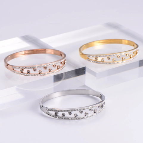 Bracciale Rigido In Acciaio 316L Placcato Oro 18K Zirconia Traforata Anello Scorrevole Regalo Di Natale Per Donna