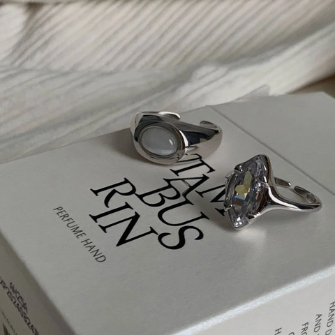 Anillo de Cobre Ajustable Abierto con Diamantes de Imitación de Corte Marquisa de Diseño de Nicho de Estilo Coreano para Joyería de Mujer