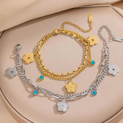 Pulsera De Acero Inoxidable De Varias Capas Para Mujer Con Dijes De Flores Y Cuentas Azules Chapada En Oro 18K