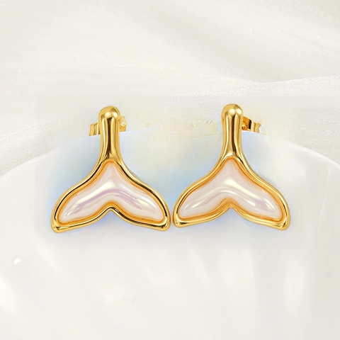 Mermaid Tail Stud Earrings 18K Gold Plated Stainless Steel Iridescent Resin Jewelry Women Ocean Style Geometric Fashion