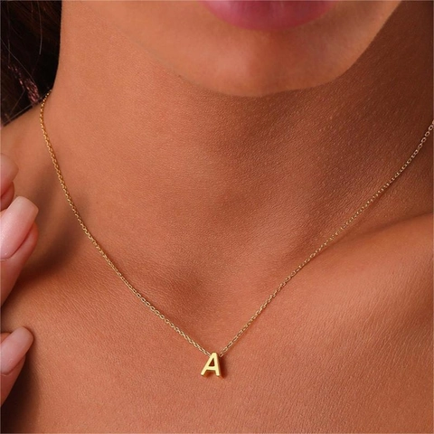 Collana Con Pendente Lettera Iniziale Placcata Oro 18K Acciaio Inossidabile Lucidato A Specchio Gioielli Alfabeto Donna