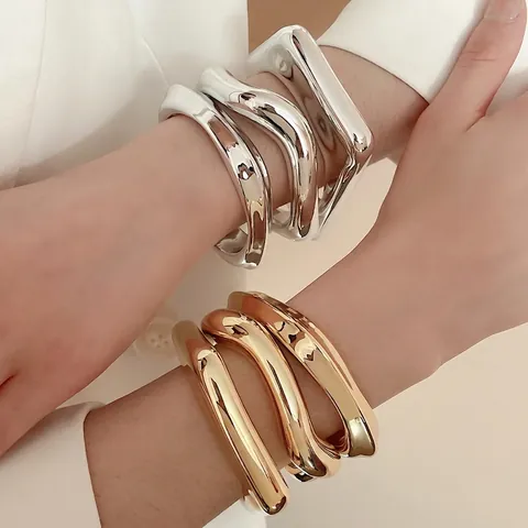 Irregulärer Geometrischer Armreif Legierung Glänzend Offen Minimalistischer Statement Schmuck Für Damen