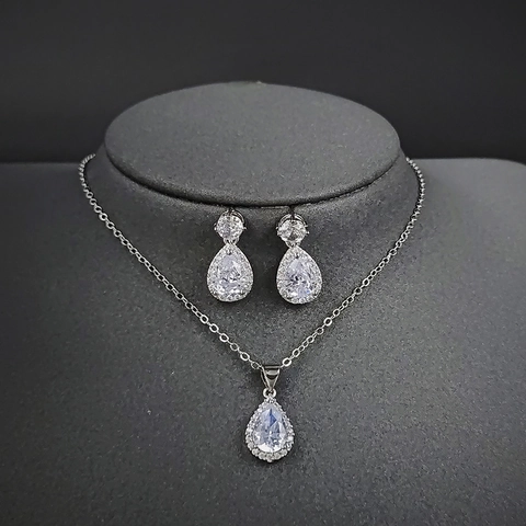 Wassertropfen Birnenform Zirkonia Halskette Und Ohrringe Elegantes Halo Kupferschmuck Mode Für Damen