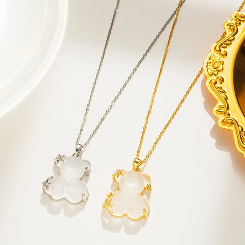 Collana Pendente a Forma di Orso e Stella in Acciaio al Titanio Minimalista per Donna Gioielli con Catena a Clavicola in Oro Argento e Strass