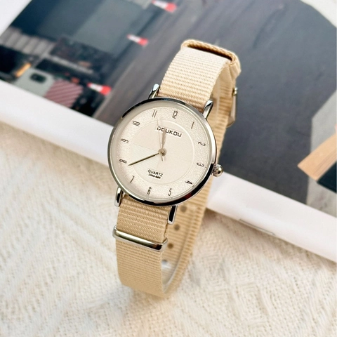 Women Quartz Watch Simple Japanese Style Round Dial Alloy Case Striped Nylon Strap Casual Wristwatch For Girls Students