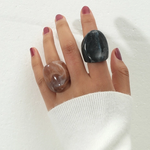 Anillos De Cúpula De Acrílico Gruesos Textura De Mármol Vintage Joyería De Resina Moda De Tendencia Estética Artesanal Irregular