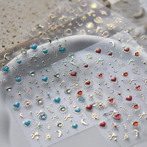 Adesivi Per Nail Art In Rilievo 3D Cristalli Foglia Oro Stella Luna Farfalla Cuore Design Decorazione Per Manicure Adesiva