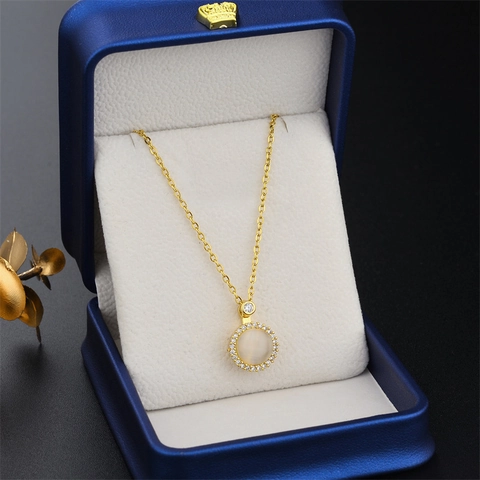 Collier pour Femme en Acier au Titane avec Pendentif Rotatif Pierre de l'Oeil de Chat Style Coréen Bijoux Strass