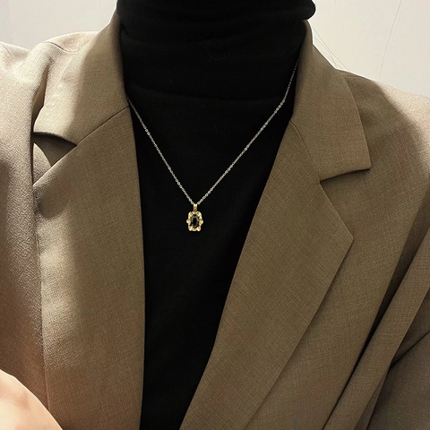 Collana Con Pendente Ovale Nero Stile Francese Vintage In Acciaio Al Titanio Placcato Oro Gioielli Minimalisti