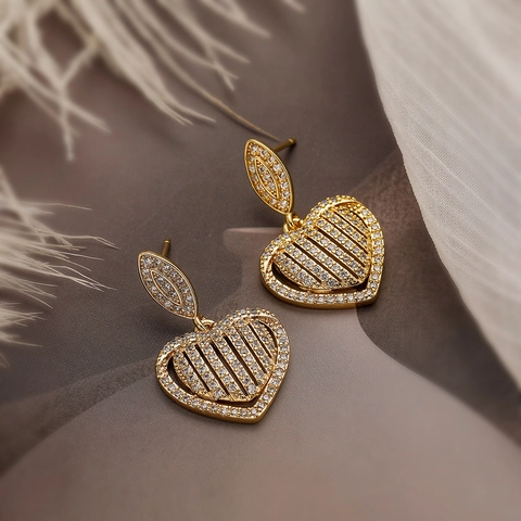 Fashion INS Style Copper Real Gold Plated Heart Drop Earrings For Women Elegant Zirconia Inlaid Commuter Jewelry Dangle Earrings