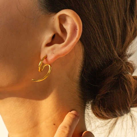 18K Gold Plated Stainless Steel Geometric Stud Earrings Irregular Line Shape Hoop Earrings For Women Minimalist Fashion Jewelry