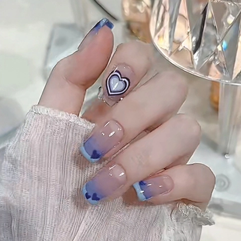 Blue Gradient Heart Press On Nails French Style Short Round Glossy Artificial Fingernails For Women DIY Manicure