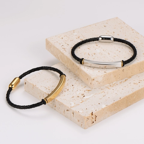 Pulsera De Cuero Trenzado Con Placa Curva De Acero Inoxidable Cierre Magnético Joyería Minimalista