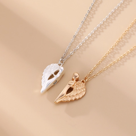 Collar De Pareja Alas De Ángel Abrazo Colgante Corazón Magnético Joyas De Aleación Para Enamorados Regalo San Valentín