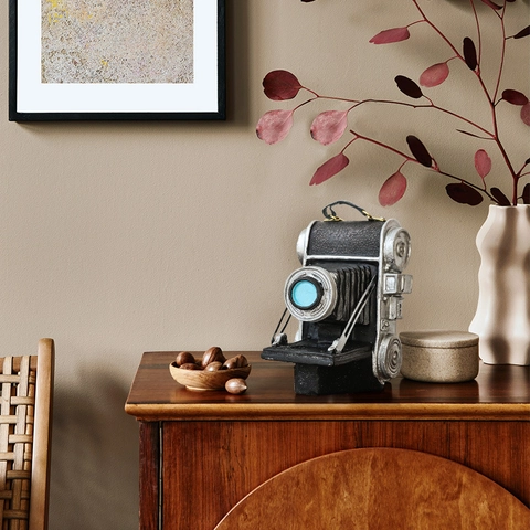 Vintage Industrial Style Camera Model Resin Ornament Distressed Retro Camera Figurine Home Office Desktop Decoration Gift
