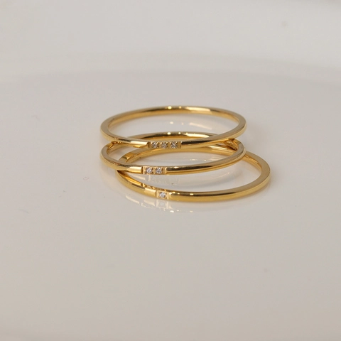 Minimalist Titanium Steel Ring For Women With Cubic Zirconia Non-Fading Light Luxury Plain Band Finger Jewelry Accessory