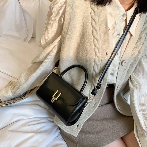 Vintage PU Leather Crossbody Bag Gold Lock Small Square Handbag For Women Daily Minimalist Retro Shoulder Bag