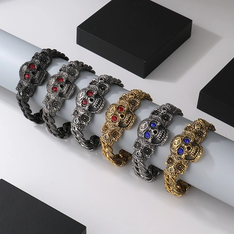 Bracciale Punk Teschio Da Uomo Acciaio Inossidabile Motivo Intagliato Retro Occhi In Pietra Preziosa Rossi Blu