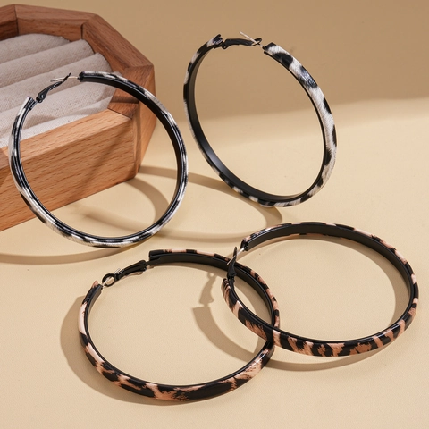 Geometrische Creolen Met Luipaardprint Voor Dames Vintage Leer Legering Met 925 Sterling Zilveren Oorknopje Chic