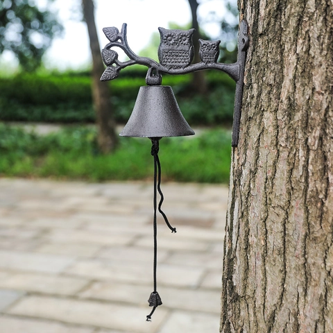 Wall Mounted Cast Iron Owl Doorbell Retro Hand Bell Vintage Animal Garden Decor Shop Entryway Outdoor Decor