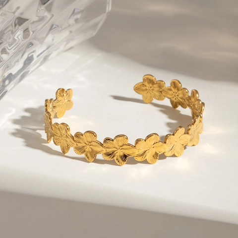 Flower Cuff Bracelet Stainless Steel Adjustable Gold Plated Retro Textured Floral Design Bangle For Women
