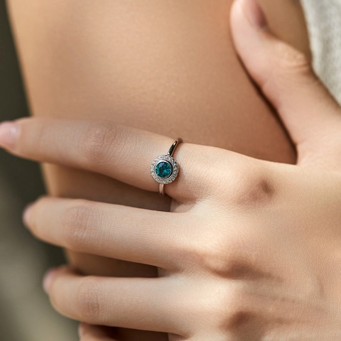 Anillo de Plata de Ley 925 Retro Francés Elegante Color Paraiba con Circonia Incrustada Anillo de Dedo Geométrico de Lujo para Mujer