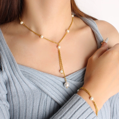 Set di Gioielli in Acciaio Inossidabile con Perle Artificiali Vintage per Donna Collana Lunga a Y con Nappa e Bracciale Coordinato Oro
