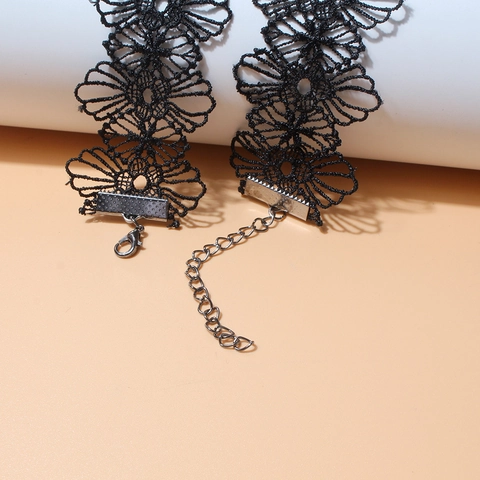 Vintage Gothic Choker Necklace Black Lace With Water Drop Acrylic Beads For Halloween Masquerade Party Victorian Style Women Accessories