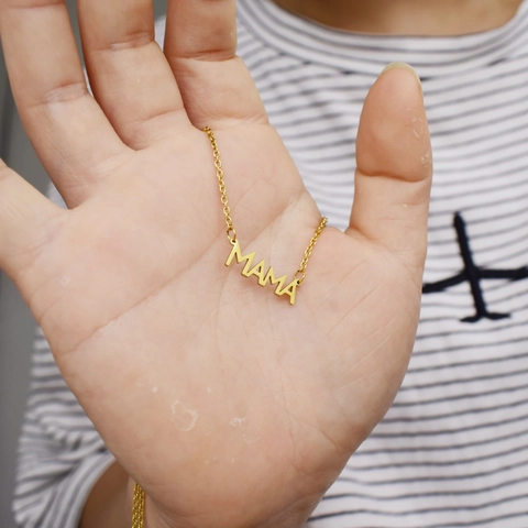 Collana Con Ciondolo Lettera Mama Placcato Oro 18K Acciaio Inossidabile Per Donne Regalo Festa Della Mamma