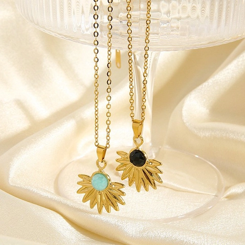 Collar con Colgante de Acero Inoxidable para Mujer Chapado en Oro de 14K Impermeable con Forma de Abanico y Strass