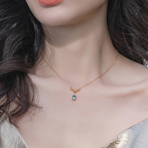 Collana Stellata in Argento Sterling S925 Con Topazio Blu Svizzero Donna Placcata Oro Pendente Stella Ottagonale Strass