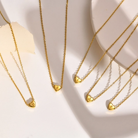 Collar Con Colgante De Corazón Con Alfabeto Acero Inoxidable Letra Grabada Joyería Minimalista Para Mujeres