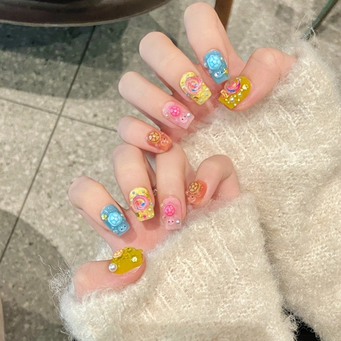 Uñas Postizas Hechas A Mano 3D Tortuga Piruleta Colorida Dopamina Cortas Trapecio Uñas Postizas Con Perlas Artificiales Estrellas Lentejuelas
