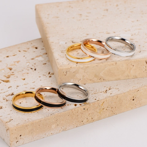 Anello in Acciaio Inossidabile Minimalista con Smalto per Donna Placcato Oro Argento Oro Rosa Anello a Fascia in Bianco e Nero Gioielli