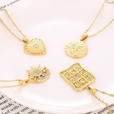 Collana In Acciaio Inossidabile Placcato Oro 18K Zircone Incastonato Pendente Sole Luna Stella Gioielli Vintage Per Donne