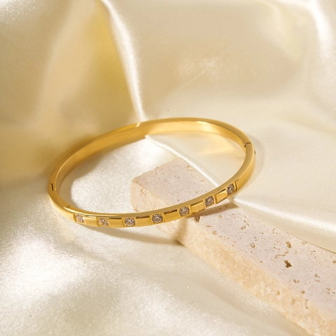 18K Gold Plated Stainless Steel Bangle Bracelet For Women With Zircon Inlay Waterproof Hypoallergenic Minimalist Jewelry