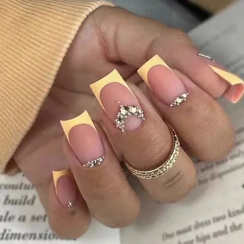 French Yellow Sparkle Rhinestone Press On Nails Gradient Nude Pink Square Flat Head Sweet Elegant False Nails