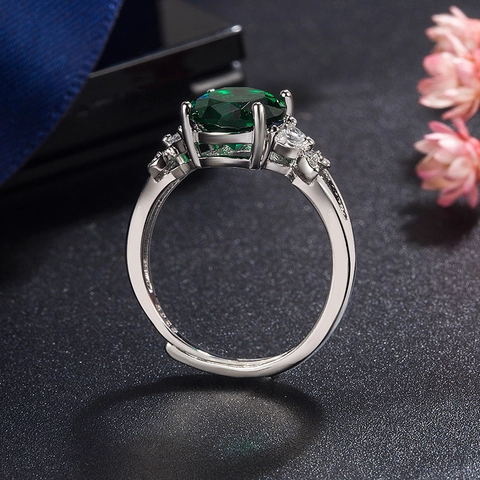 Adjustable Oval Zircon Ring For Women Copper Band With Emerald Green Or Sapphire Blue Synthetic Stones Elegant Vintage Jewelry