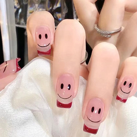Unghie Finte Press On French Tips Rosse Con Motivo Smile Face Rosa Quadrate Riutilizzabili Artificiali